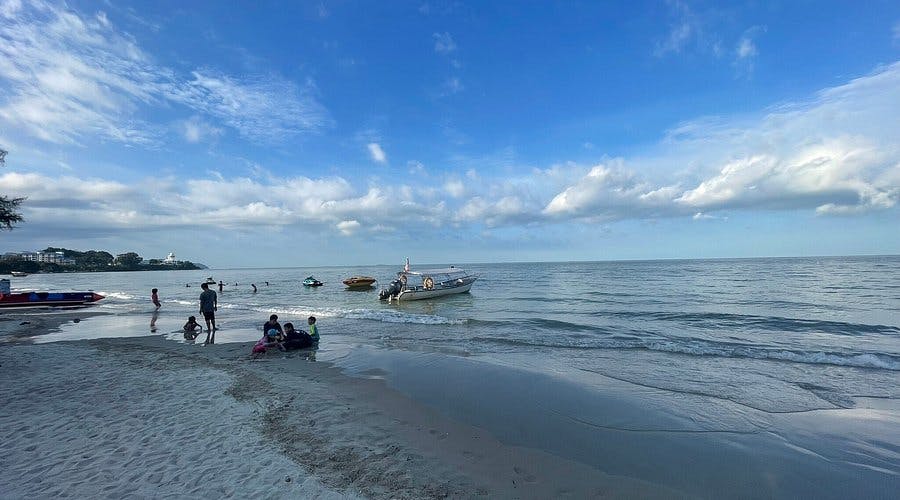 Pantai Teluk Kemang (Port Dickson)